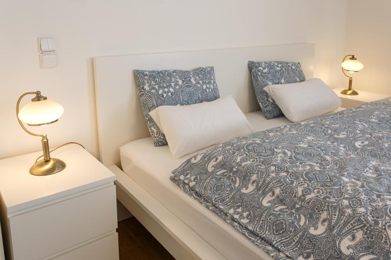 Apartments Villa Whitehouse اوسترافا المظهر الخارجي الصورة