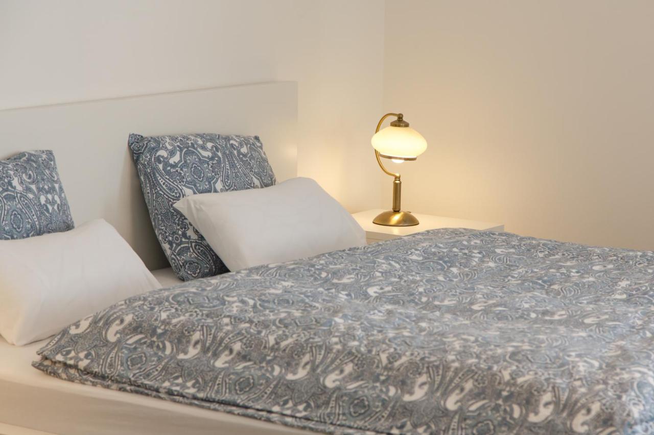 Apartments Villa Whitehouse اوسترافا المظهر الخارجي الصورة