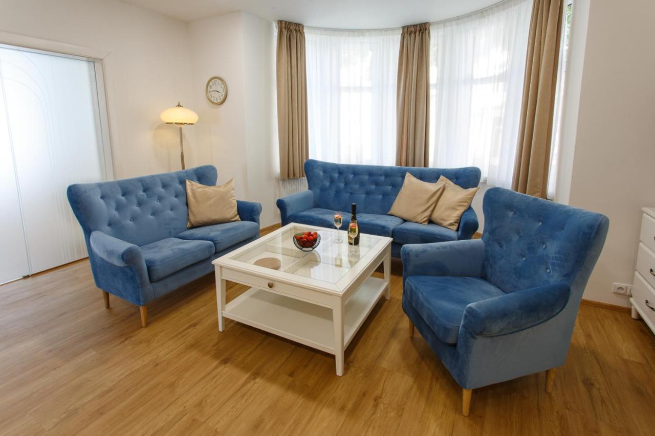 Apartments Villa Whitehouse اوسترافا المظهر الخارجي الصورة